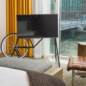 King Room Partial Water View